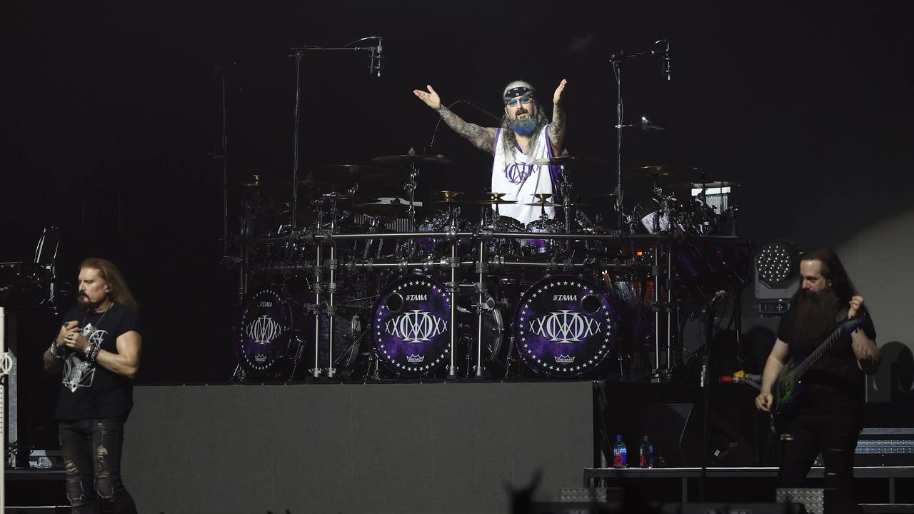 FOTO: Dream Theater Guncang Jakarta Rayakan 40 Tahun Karier