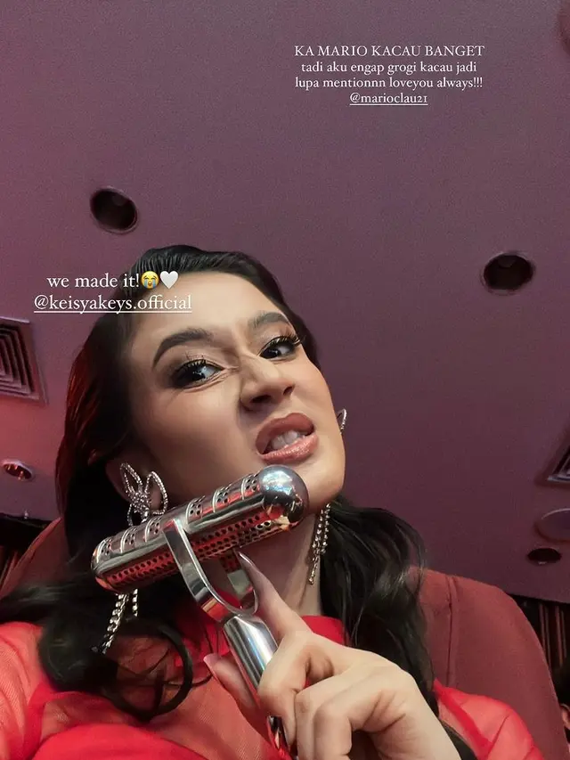Keisya Levronka Raih Penghargaan di Malaysia Sebagai Artis Luar Negeri Terbaik