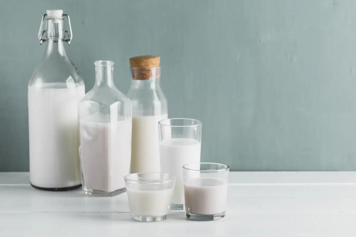 Tips Agar Susu Kemasan Tetap Segar dan Tahan Lama Meski Sudah Dibuka (photo by freepik.com)