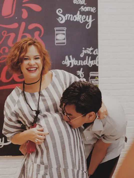 (Instagram/mythalestari)