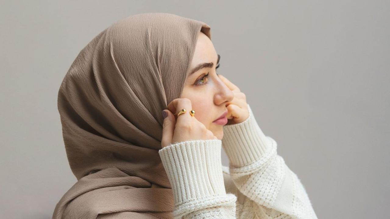 5 Model Hijab Pashmina yang Simpel dan Stylish, Inspirasi Bikin Tampilanmu Makin Elegan