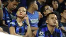 Suporter wanita menghadiri acara nonton bareng final Liga Champions 2022/2023 antara Manchester City melawan Inter Milan yang diadakan oleh Inter Club Indonesia dan Bola.com di Tenis Indoor Senayan, Jakarta (11/6/2023) dini hari WIB. (Bola.com/M Iqbal Ichsan)