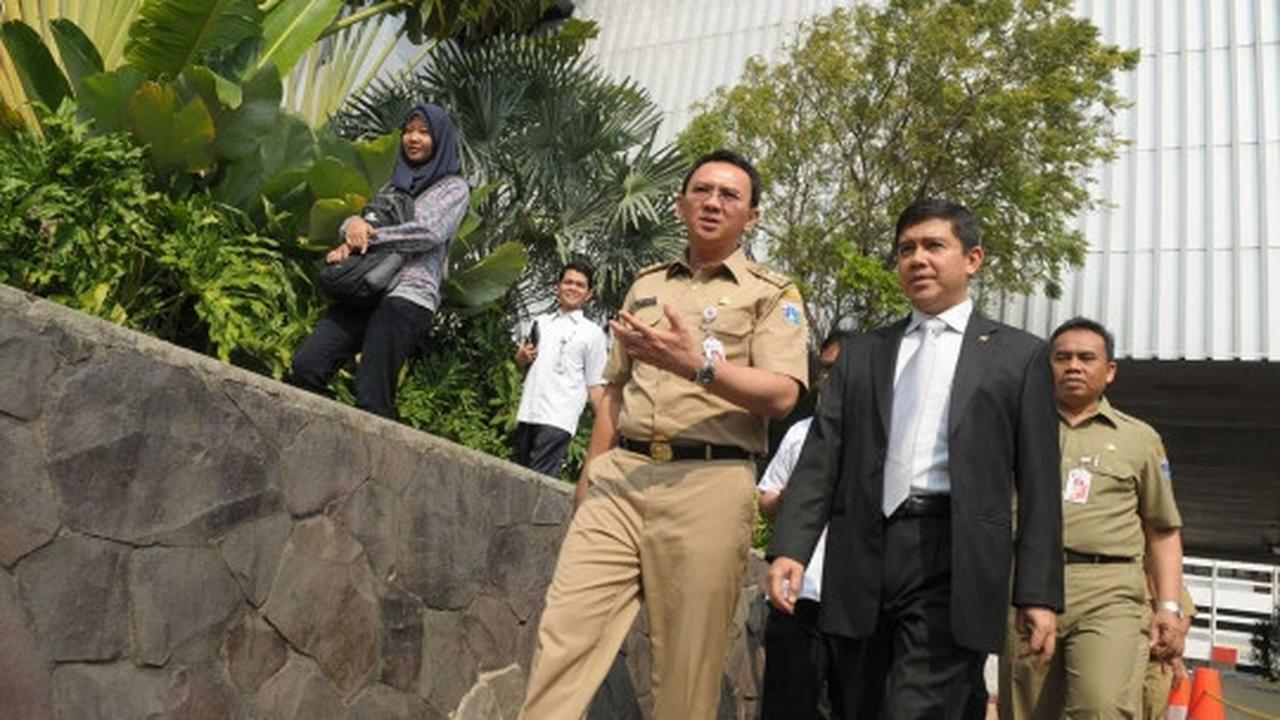 Usai cuti Lebaran, Menteri Yuddy sidak kantor Ahok