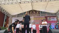 Capres Nomor urut 01, Jokowi Menghadiri Senam Bersama Srikandi Jokowi-Ma’ruf di Halaman Jakabaring Sport City (JSC) Palembang, Sumatera Selatan, Sabtu(9/3/2019). (Foto: Merdeka.com)