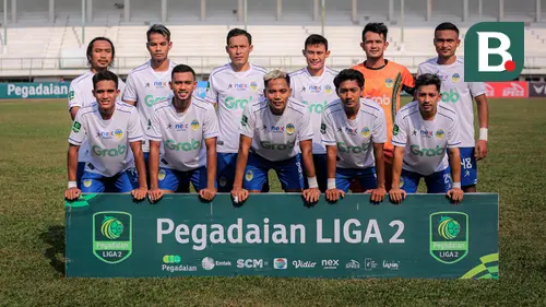 <p>Starting XI tim PSIM Yogyakarta pada laga lanjutan Grup B Pegadaian Liga 2 2023/2024 antara FC Bekasi City melawan PSIM Yogyakarta di Stadion Singaperbangsa, Kabupaten Karawang, Jawa Barat, Senin (06/11/2023). (Bola.com/Bagaskara Lazuardi)</p>