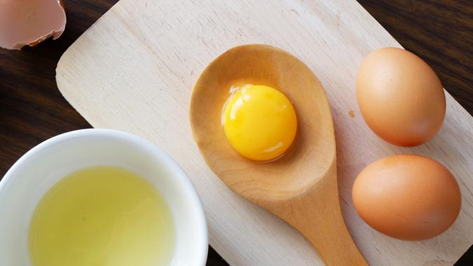 Mana Lebih Sehat, Kuning Telur Berwarna Pucat atau Oranye (PIMPAN/Shutterstock)