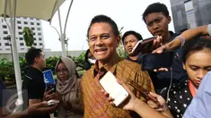 Direktur Utama PT Mugi Rekso Abadi Soetikno Soedarjo usai menjalani pemeriksaan sebagai saksi di Gedung KPK, Jakarta, Selasa (28/2). Soetikno diperiksa untuk tersangka mantan Direktur Utama PT Garuda Indonesia, Emirsyah Satar. (Liputan6.com/Helmi Afandi)