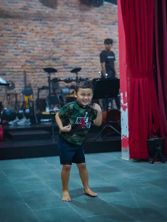 [Instagram/baimwong]