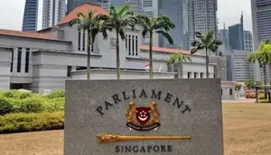 Ketua Parlemen Singapura Minta Maaf Usai Ketiduran Saat Sidang