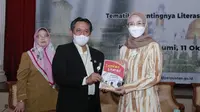 Desi Ratnasari Ajak Orangtua Jadikan Perpustakaan Tempat Rekreasi Anak