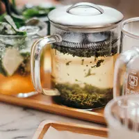 Menjadi tantangan tersendiri untuk pengidap kolesterol agar dapat menikmati minuman tanpa harus meningkatkan kadar kolesterol (Foto: Unsplash.com/Massimo Rinaldi)