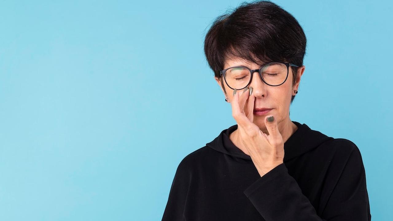 Waspadai! Kondisi Mata yang Harus Diwaspadai Seiring Bertambahnya Usia: Katarak hingga Retina Lepas