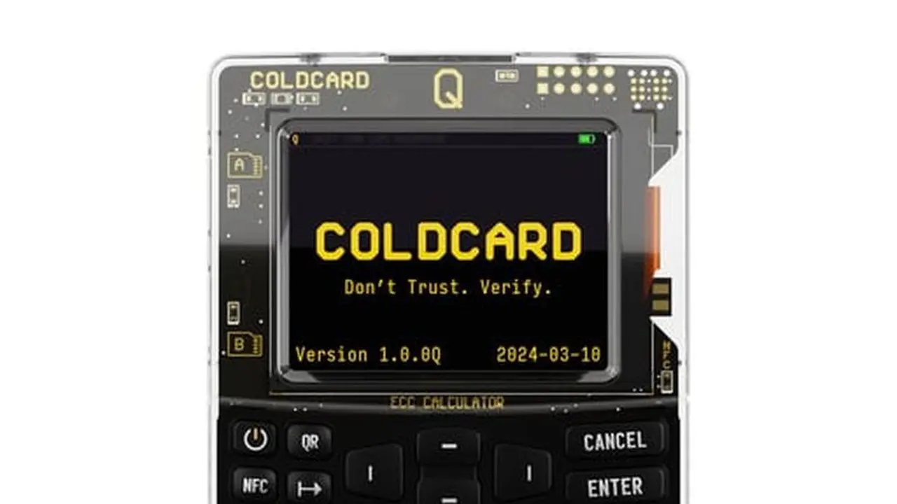 Coldcard, dompet perangkat keras (hardware wallet) khusus Bitcoin buatan perusahaan Coinkite. (Dok store.coinkite.com)