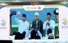 Prabowo Subianto Terima Kartu Anggota NU Seumur Hidup di Jombang