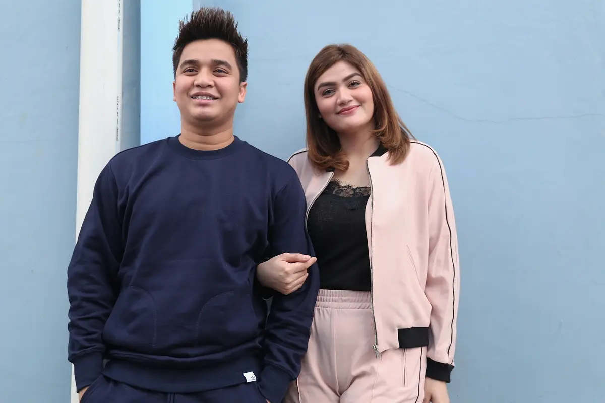 [Bintang] Billy Syahputra dan Hilda Fitria