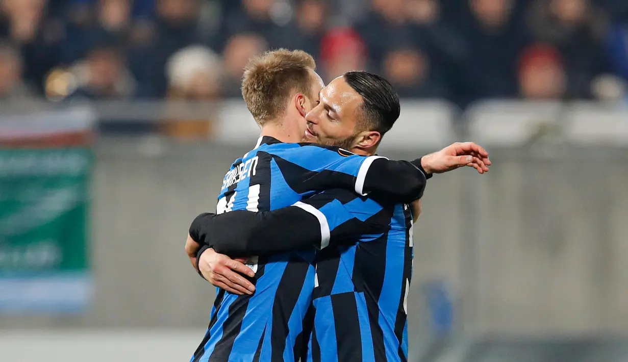 Gelandang Inter Milan, Christian Eriksen, merayak gol yang dicetaknya ke gawang Ludogorets dalam leg pertama 32 besar Liga Europa di Huvepharma Arena, Kamis (20/2/2020). Inter Milan sukses membawa pulang kemenangan usai mengalahkan tuan rumah Ludogorets 2-0. (AP/Vadim Ghirda)