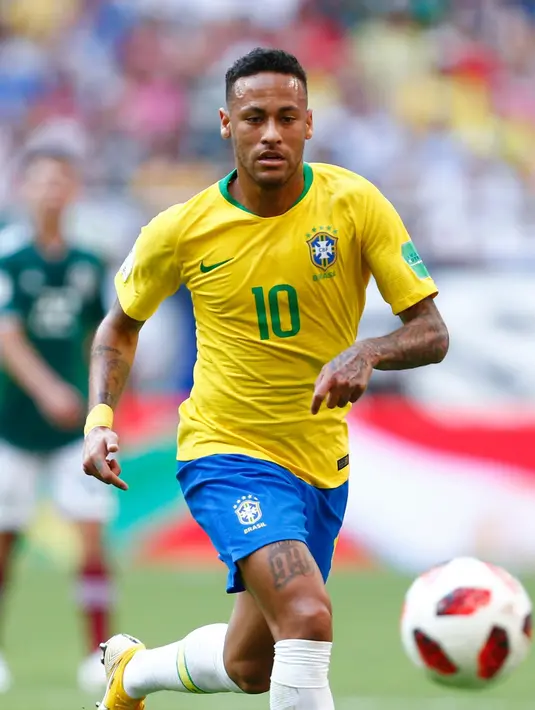 1. Neymar Jr - Target yang paling digemborkan oleh media dunia. Neymar juga dikabarkan sudah tidak betah lagi berduet dengan Edinson Cavani di PSG. (AFP/Benjamin Cremel)