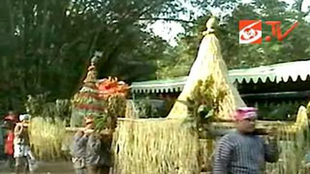 Bersih Desa Mbah Bregas