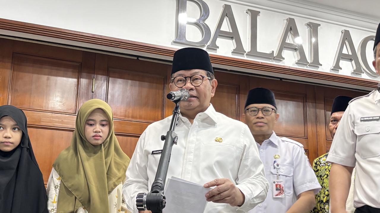 Pramono Turunkan Tim Usut Viral Komplotan Copet di Transjakarta
