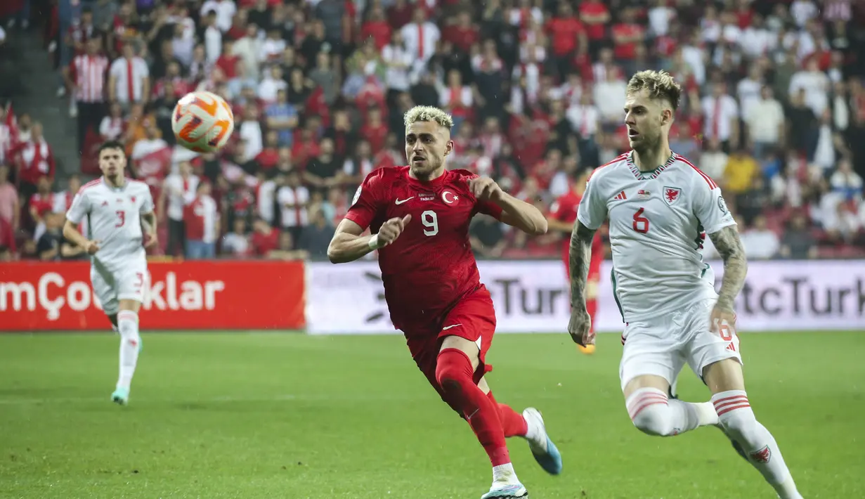 Turki menang atas Wales dengan skor 2-0. (Murat Akbas/Dia Images via AP)