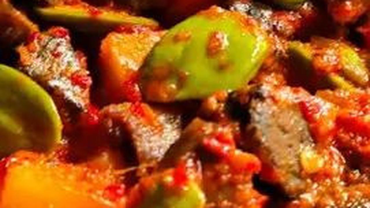 3. Sambal Goreng Kentang Ati Ampela Pete