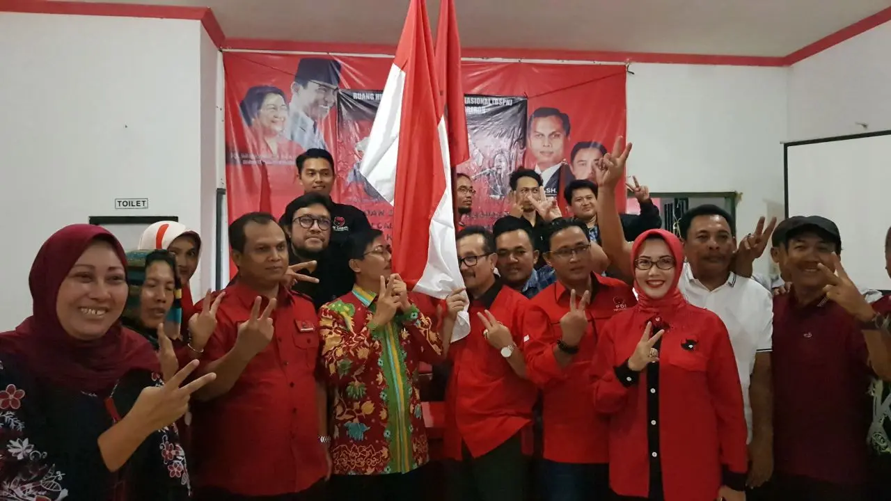 Bupati terpilih Kabupaten Cirebon versi real count, Sunjaya Purwadi menyampaikan ucapan terima kasih kepada seluruh masyarakat Kabupaten Cirebon (Istimewa)