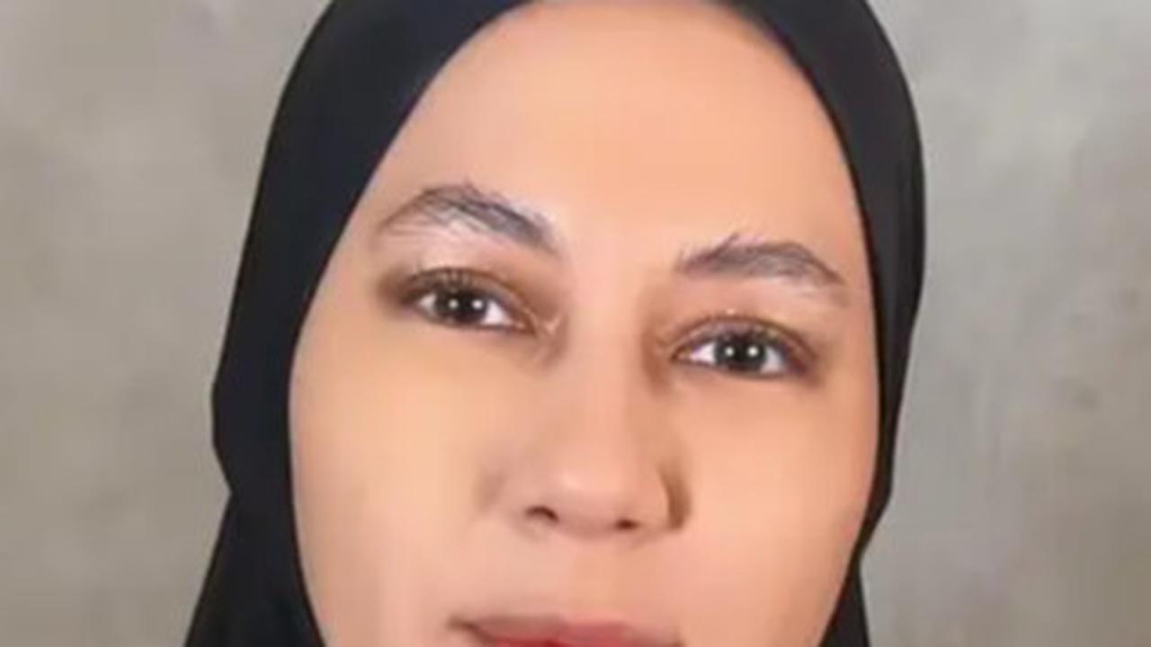Paula Verhoeven ungkap tips pasang bulu mata palsu