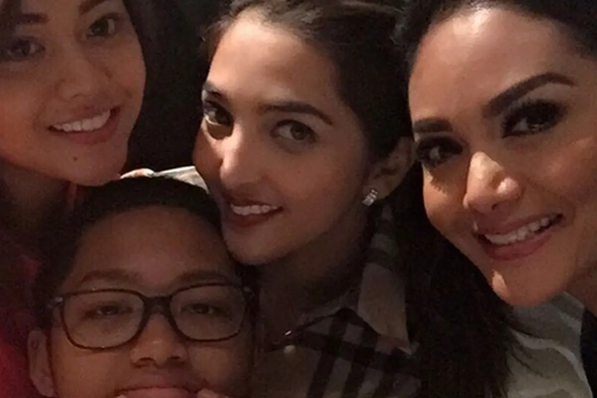 Krisdayanti dan Aurel Hermansyah berdamai