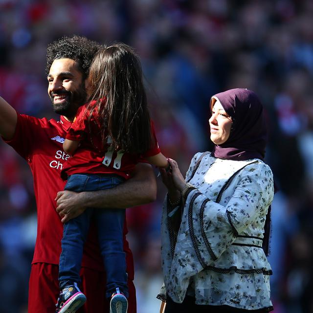 Kebersamaan Bintang Muslim Liverpool Dan Keluarganya Di Anfield Ramadan Liputan6 Com