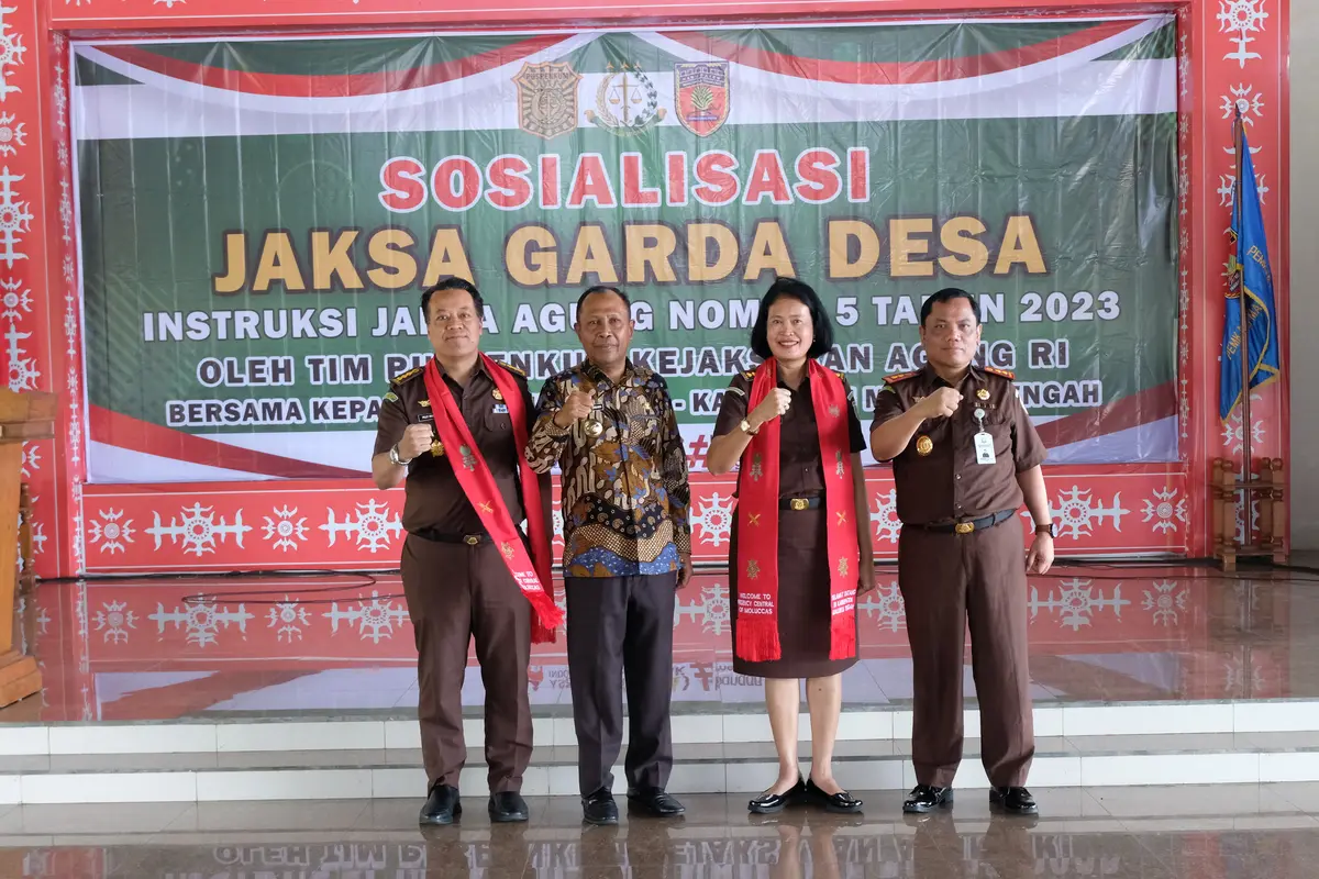 Kejaksaan Agung Sosialisasi Program JAGA DESA di Maluku Tengah