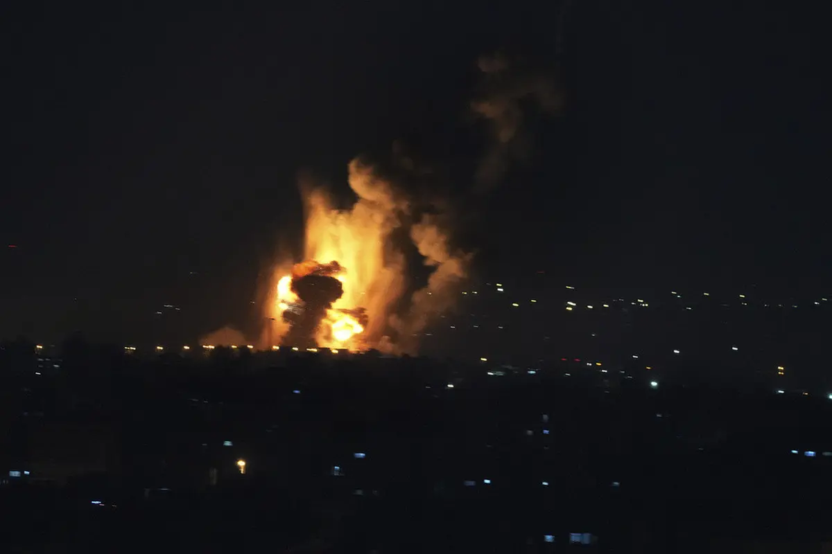 Militer Israel Lancarkan Serangan Udara ke Gaza