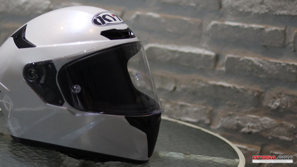 KYT TT Course, Helm FullFace Keren Rp1 Jutaan Berita