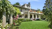 Rumah mewah yang ideal untuk keluarga dengan pemandangan cantik.