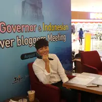 Acara Fansigning Eru di Senayan City, Jakarta (Nizar Zulmi/Bintang.com)