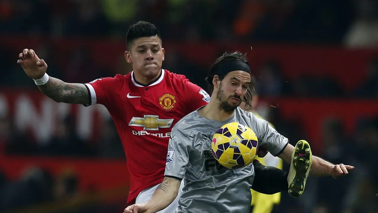 Manchester United vs Burnley Marcos Rojo 
