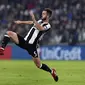 Gelandang Juventus Miralem Pjanic Miralem Pjanic dalam laga penyisihan grup Liga Champions, Juventus vs Dinamo Zagreb. (Reuters / Giorgio Perottino)