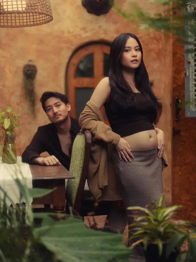 Hanggini Umumkan Kehamilan Pertama, Ini 6 Potret Maternity Pamer Baby Bump