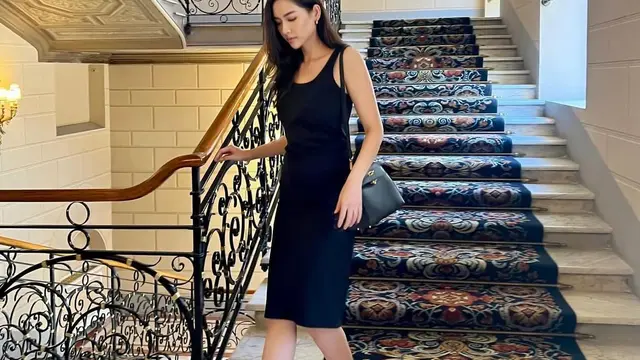 Gaya Dress Elvira Devinamira yang Pancarkan Kepercayaan Diri (Instagram/@elviraelph)