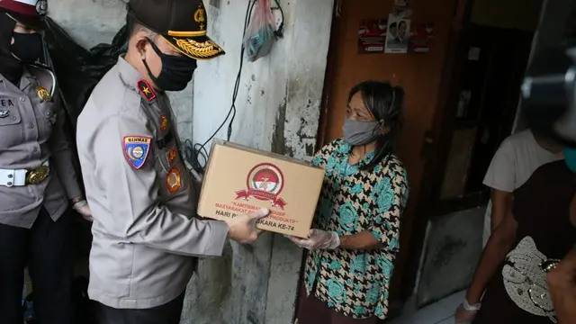 Memperingati hari Bhayangkara ke-74 pada 1 Juli 2020, Kepolisian Republik Indonesia gelar baksos serentak di seluruh Indonesia.
