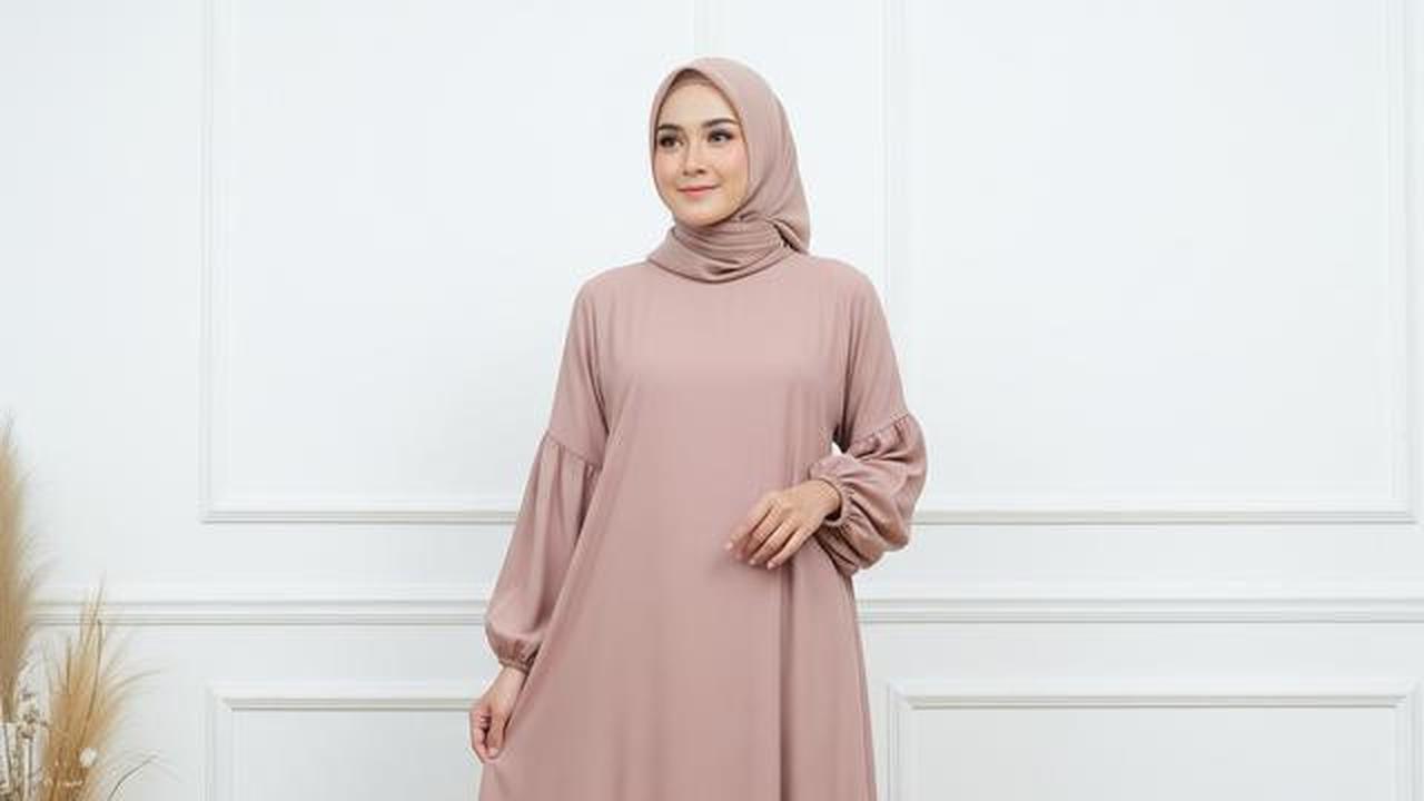 8 Model Gamis Longgar yang Tidak Panas dan Tetap Terlihat Anggun