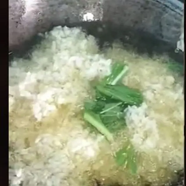 Sekte Baru Makanan yang Bikin Penasaran Warganet, Nasi Goreng Berkuah