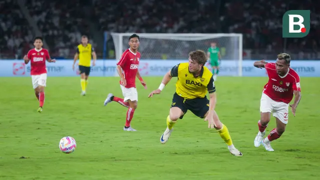  Parade Aksi Berkelas Ole Romeny yang Membuat Bek Liga Indonesia All Star Kerepotan