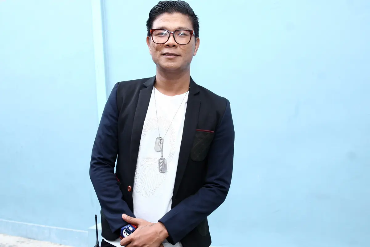 [Bintang] Gaya Manggung Andika Kangen Band Dulu dan Kini