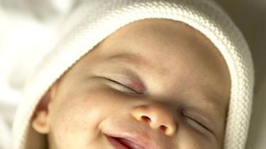 Potret Lucu Dan Menggemaskan Bayi Tidur Tersenyum Lifestyle Fimela Com