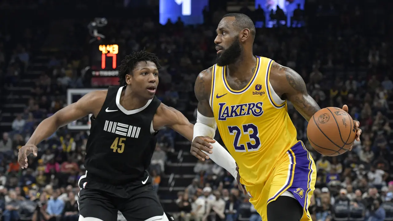 LeBron James Pecahkan Rekor Abadi Michael Jordan di NBA