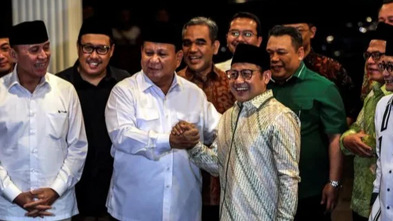 PKB dan Partai Gerindra diketahui berkoalisi membentuk Koalisi Kebangkitan Indonesia Raya (KKIR) di Sentul International Convention Center (SICC), Kabupaten Bogor, pada 13 Agustus 2022.