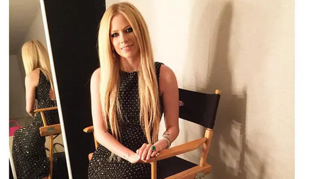 Avril Levigne (Instagram)