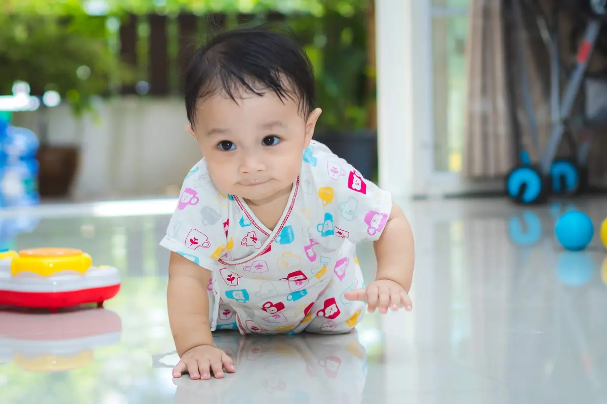 Orangtua Perlu Tahu dan Menjadi Pendukung, Inilah 5 Tanda Bayi akan Merangkak