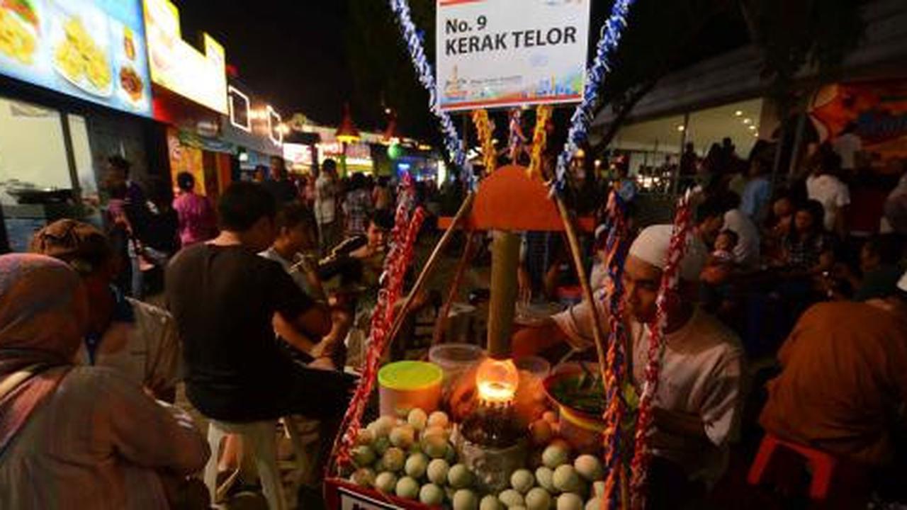 Bakpia menyaingi kerak telor di PRJ
