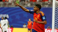 Pemain Spanyol Lamine Yamal berselebrasi setelah mencetak gol pembuka bagi timnya dalam laga Grup H Piala Dunia 2026 antara Spanyol vs Arab Saudi di Atlanta, Minggu, 21 Juni 2026. (AP Photo/Erik S.Lesser)
